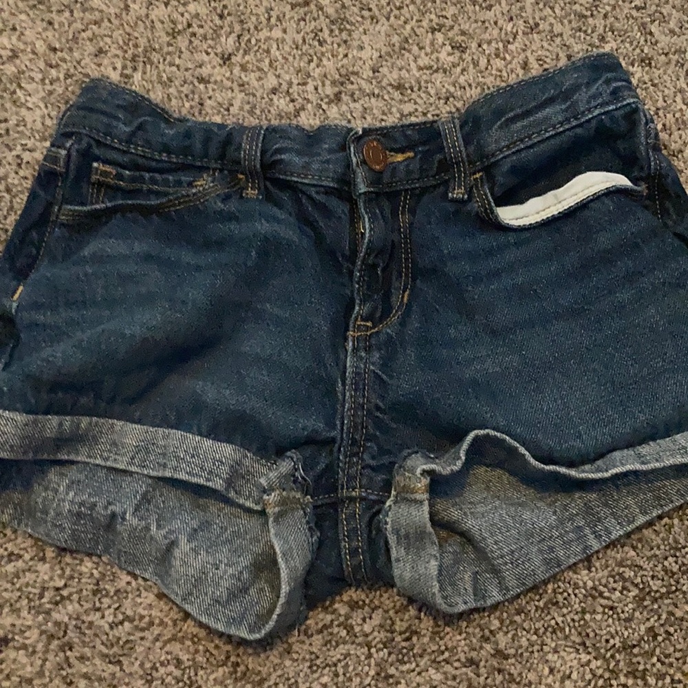 Old navy short shorts - Picture 1 of 3